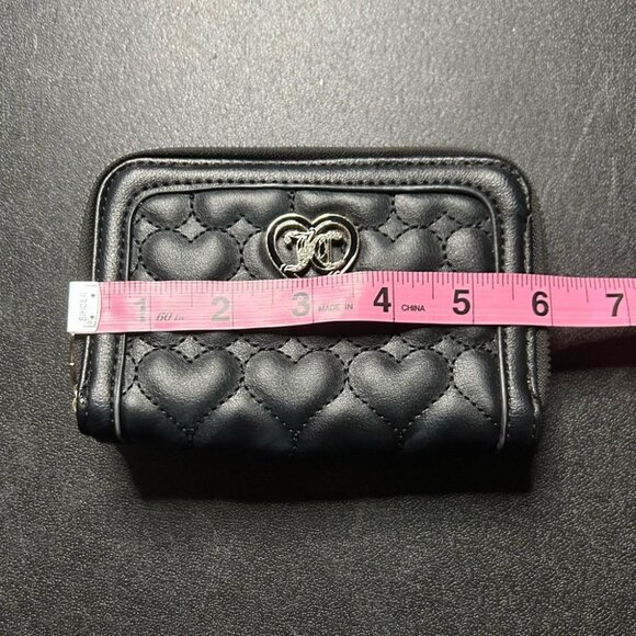 Juicy Couture Black Heart Double Zip Around Wallet - Picture 9 of 10